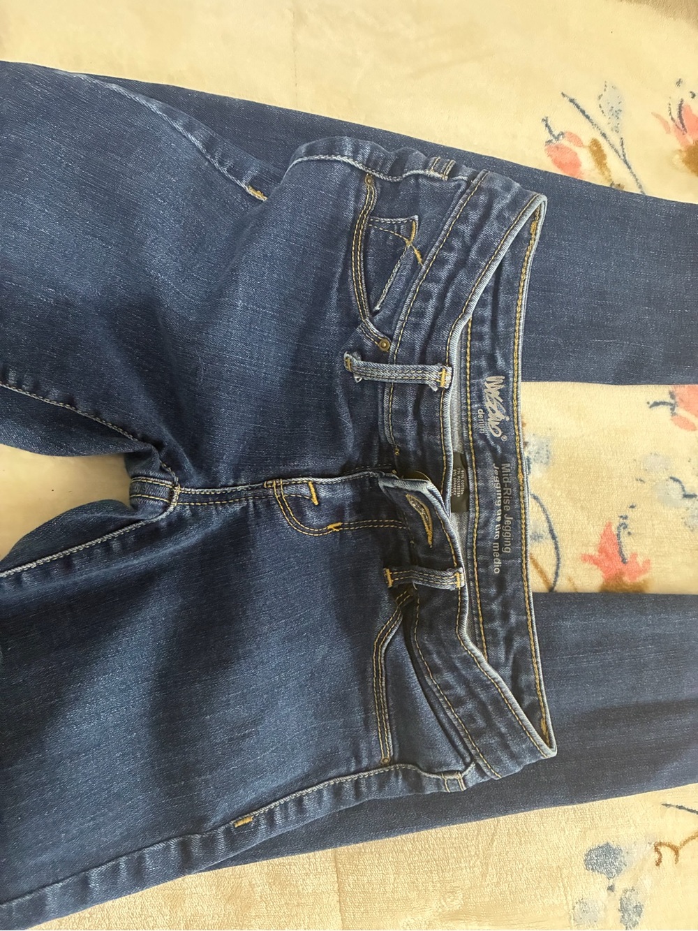 Wrangler Classic low-Rise Women’s Blue Denim Jeans